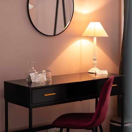 The Originals Boutique, Hotel Victoria, Châtelaillon-Plage Exteriör bild