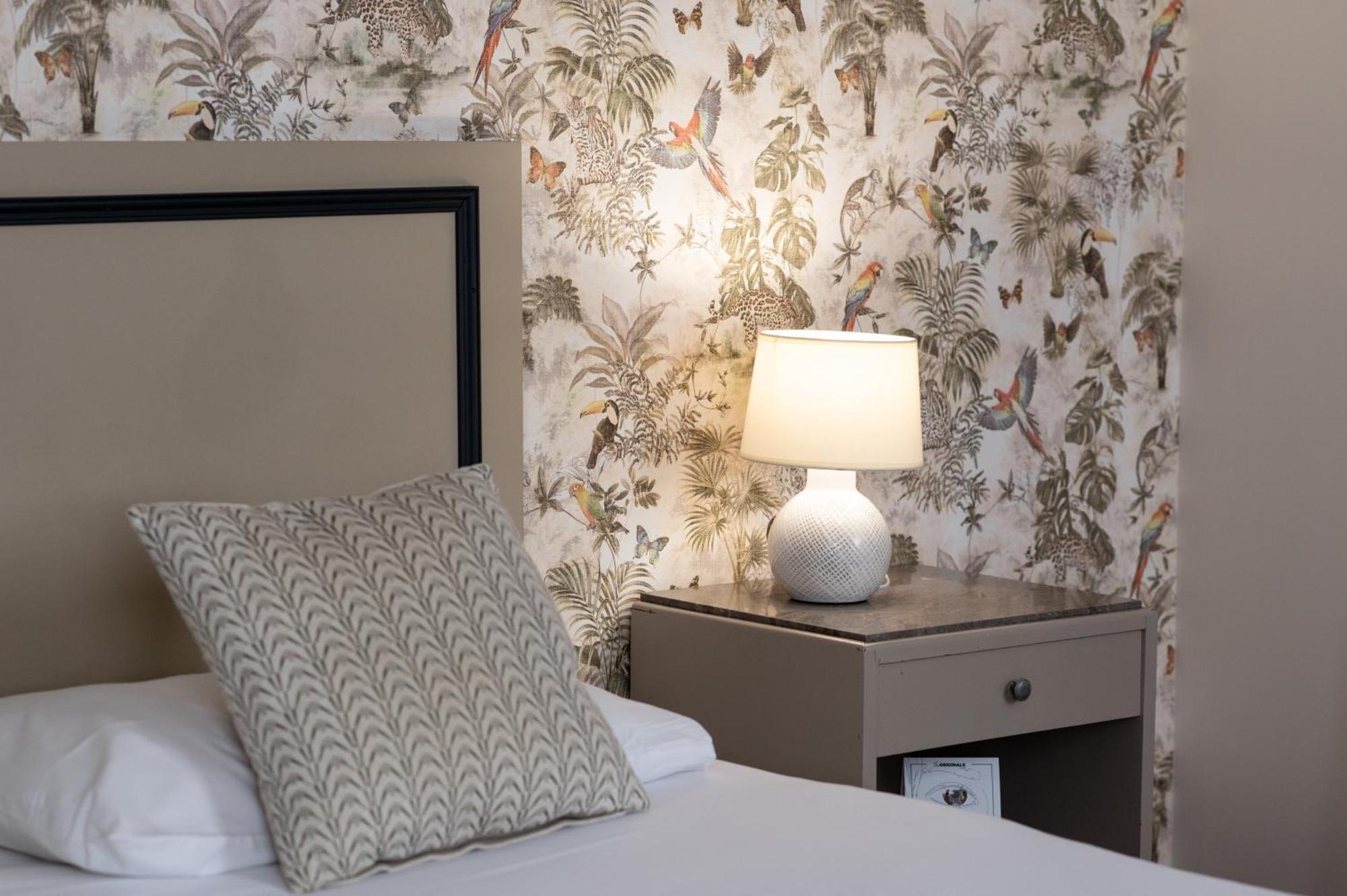 The Originals Boutique, Hotel Victoria, Châtelaillon-Plage Exteriör bild