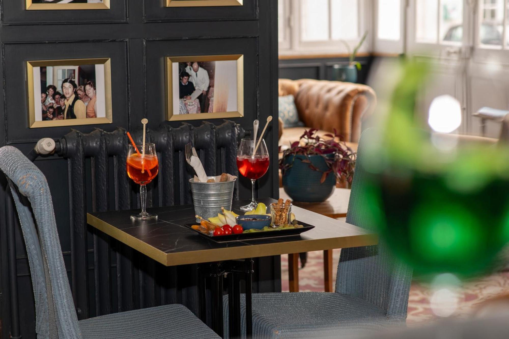 The Originals Boutique, Hotel Victoria, Châtelaillon-Plage Exteriör bild