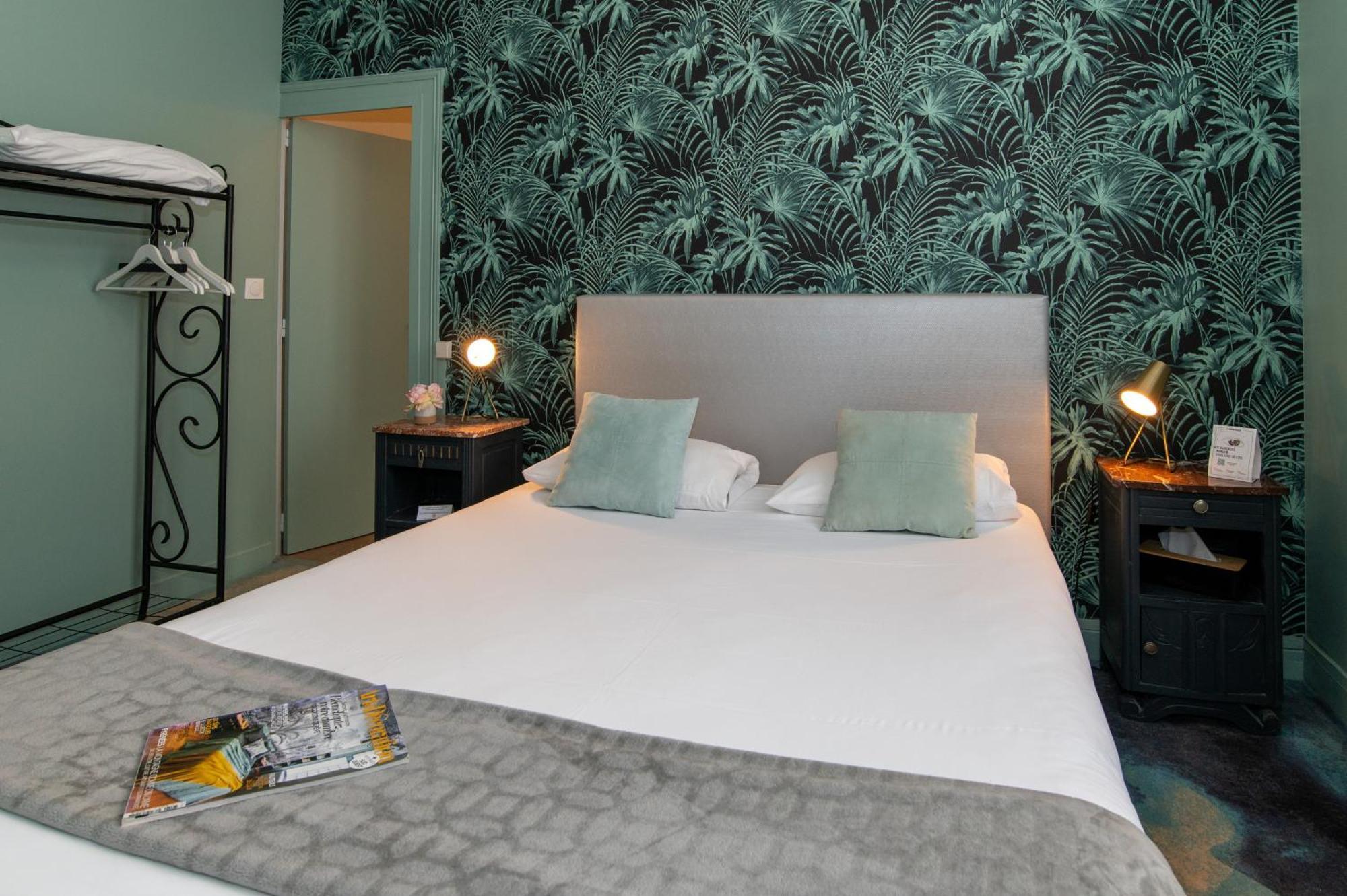 The Originals Boutique, Hotel Victoria, Châtelaillon-Plage Exteriör bild