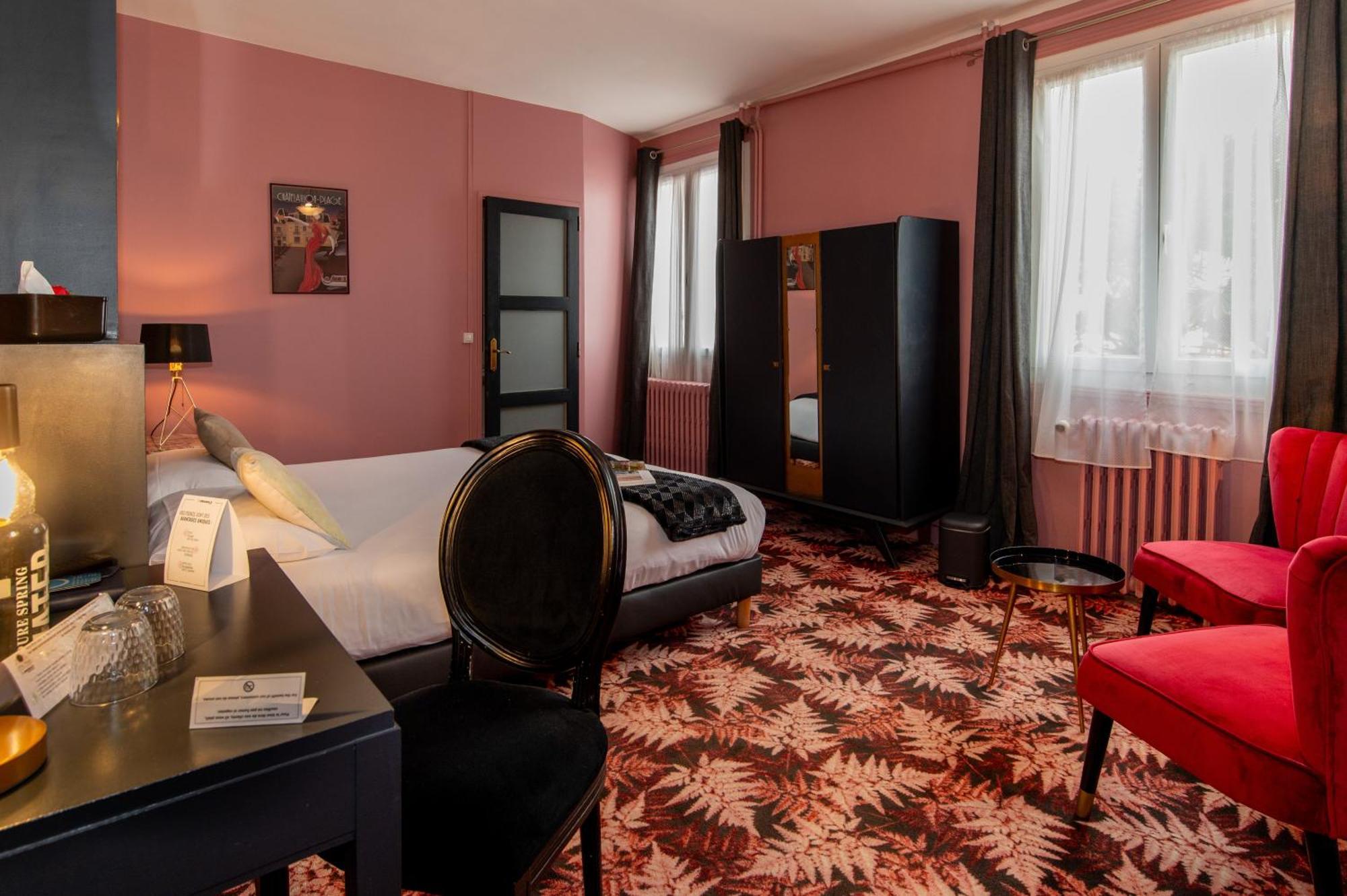 The Originals Boutique, Hotel Victoria, Châtelaillon-Plage Exteriör bild