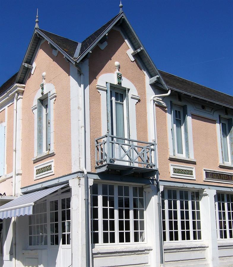 The Originals Boutique, Hotel Victoria, Châtelaillon-Plage Exteriör bild